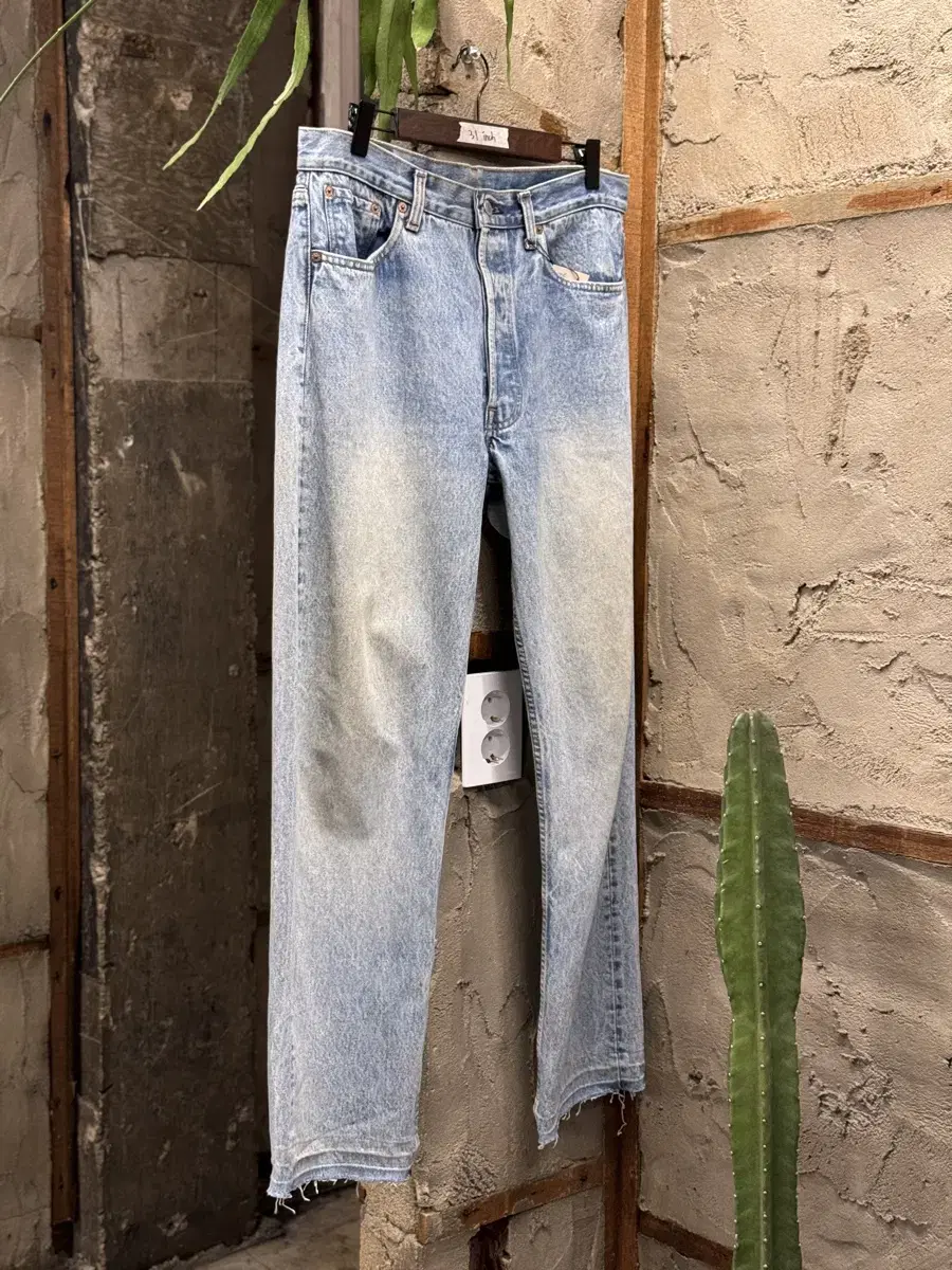 LEVIS 90s 501xx made in usa